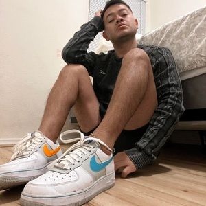 Meet your Posher, Mel